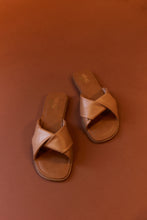 Load image into Gallery viewer, Sage Casual slide - Tan