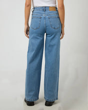Load image into Gallery viewer, Jacqui Wide Leg Jean - Light Blue