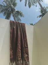 Load image into Gallery viewer, Traveller Towel - Chocolate