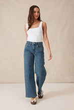 Load image into Gallery viewer, Zaeli Ribbed Square neck tank - White
