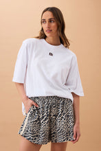 Load image into Gallery viewer, Mila Short - Leopard
