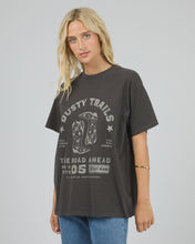 Load image into Gallery viewer, Dusty Trails Relaxed Tee
