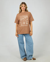 Load image into Gallery viewer, Nahla Relaxed tee
