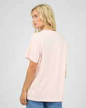 Load image into Gallery viewer, Provence Relaxed Tee - Pale Pink
