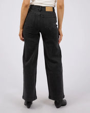 Load image into Gallery viewer, Jacqui Wide Leg Jean - Black
