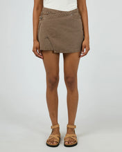 Load image into Gallery viewer, Lenni Mini Skort - Cocoa
