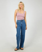 Load image into Gallery viewer, Washed Rib Scoop neck Tank - Qrtz
