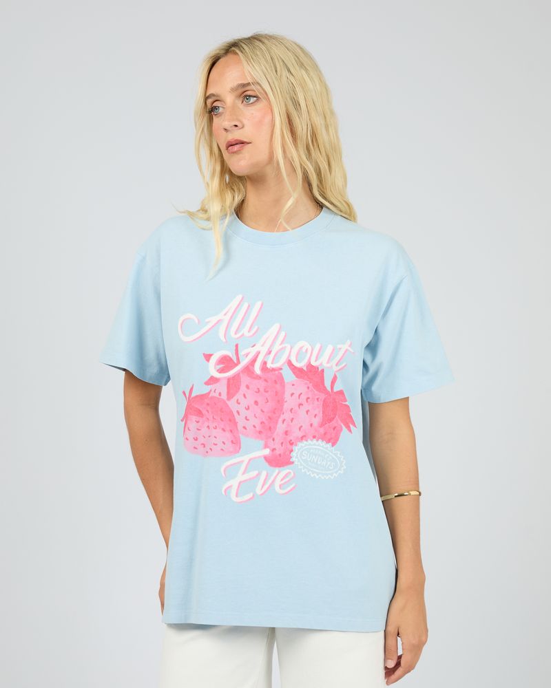 Berry Market Relaxed Tee - Blu