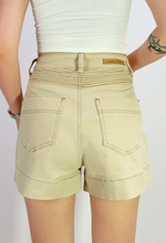 Load image into Gallery viewer, Aimee shorts - Sand
