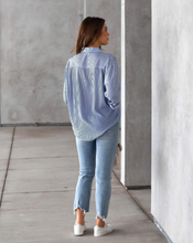 Load image into Gallery viewer, Alannah Shirt - Blue
