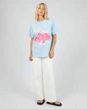 Load image into Gallery viewer, Berry Market Relaxed Tee - Blu
