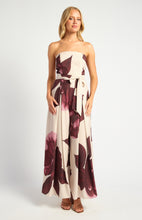 Load image into Gallery viewer, Michelle - Floral Strapless Jumpsuit
