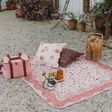 Load image into Gallery viewer, Dahlia Picnic Rug - Rose
